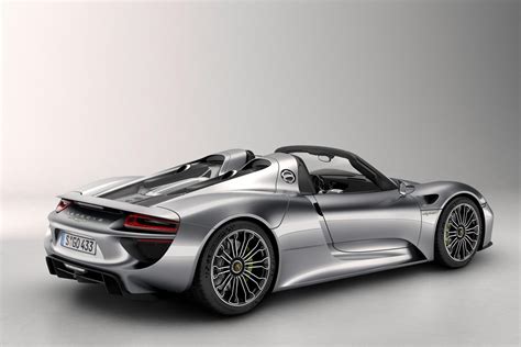 Porsche 918 Spyder review