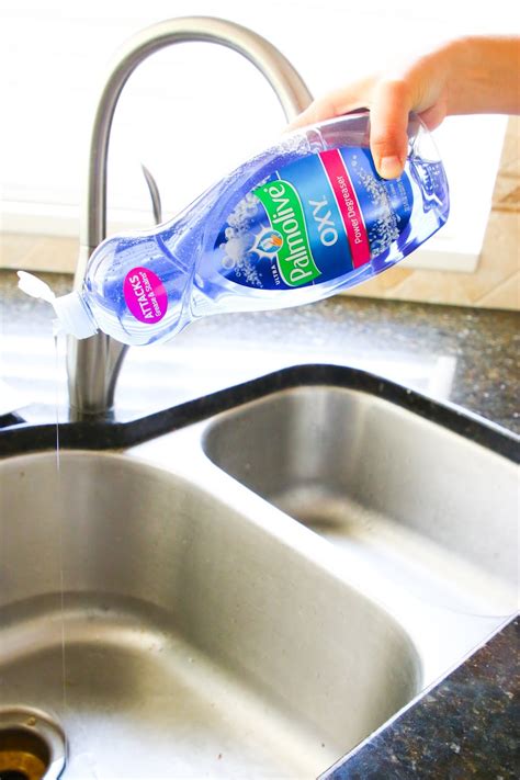 How To Deep Clean Your Kitchen Sink