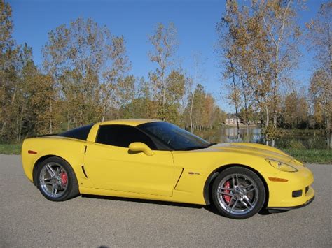 Stock 2007 Chevrolet Corvette Z06 1/4 mile trap speeds 0-60 - DragTimes.com