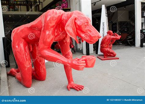 Where Is Red Dog Statue