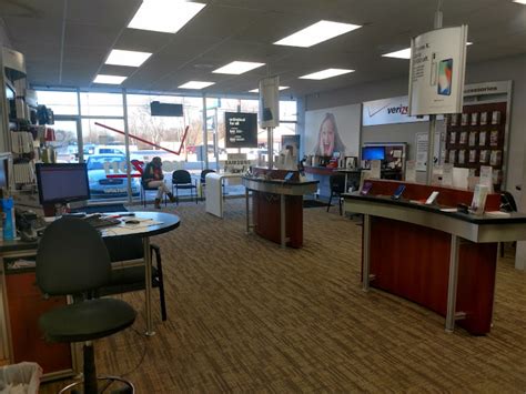 Savannah, Tennessee: Verizon Store