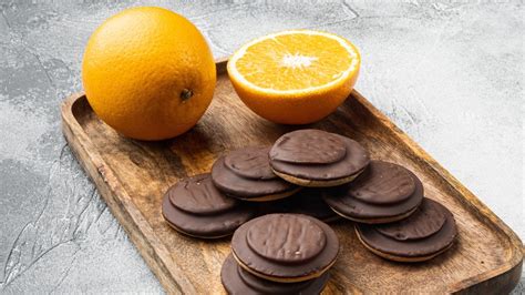 What Are Jaffa Oranges And Are Jaffa Cakes Made With Them?