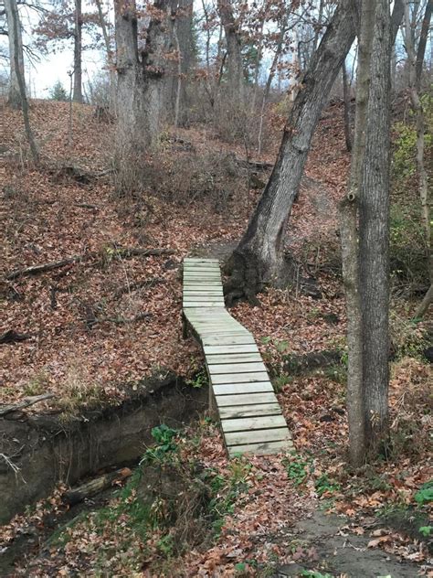 Memorial Park Trails Mountain Bike Trail in Ottumwa, Iowa || SINGLETRACKS.COM