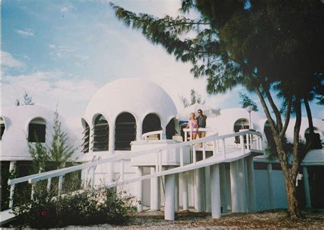 The Dome Home on Cape Romano before the Gulf of Mexico claimed the land. | Dome house, Dome home ...