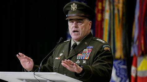 Top U.S. General Says Navy SEAL's Case Closed As Far As He's Concerned | HuffPost Latest News