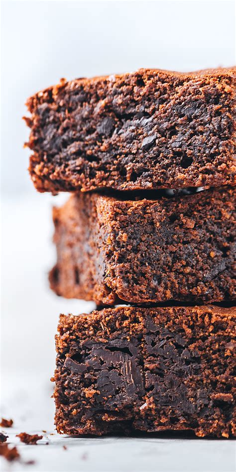 The Best-Tasting Vegan Sweet Potato Protein Brownies Recipe – Elmhurst 1925