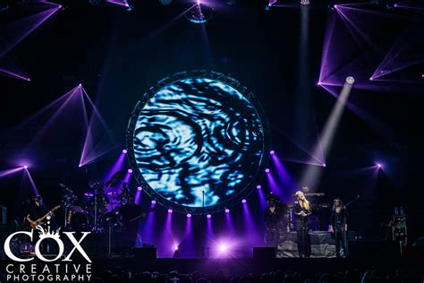 CONCERT REVIEW: THE AUSTRALIAN PINK FLOYD Is A Musical Time Machine That Uncannily Spotlights ...