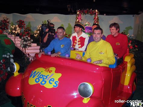 Big Red Car (Wiggles World) | Parkz - Theme Parks