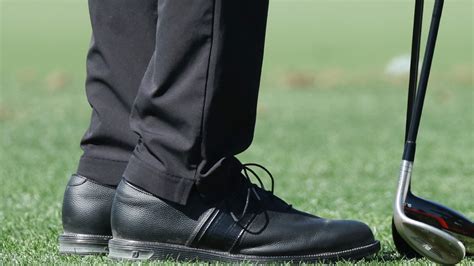 Nike Releases Statement After Tiger Woods Was Seen Rocking FootJoy ...