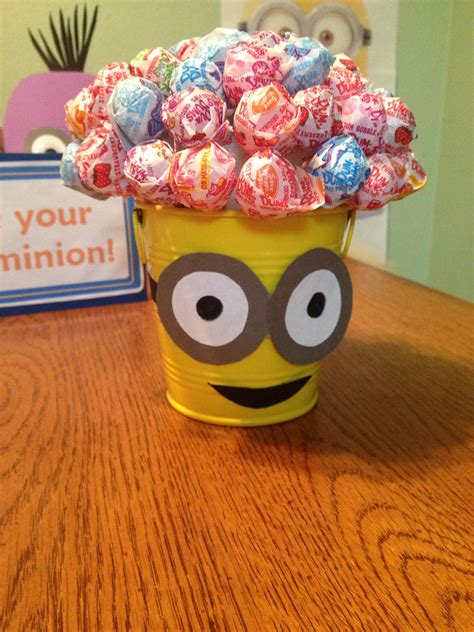 Pin by Kirsten Bender on manualidad | Minion birthday party, Minions birthday party decorations ...