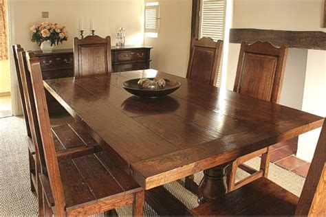 Oak Dining Table & Chairs in Period Suffolk Country Cottage