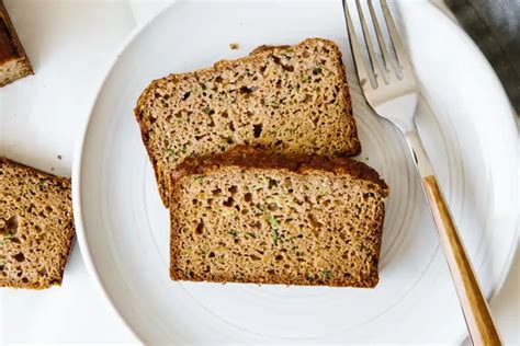 Soft Paula Deen Zucchini Bread Recipe - TheFoodXP