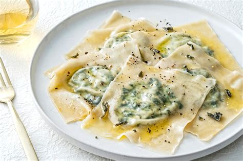 Spinach and Ricotta Ravioli Recipe - The Washington Post