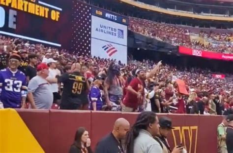 Commanders Fans Chant 'You Like That' To Kirk Cousins