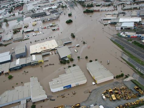 These Days of a Busy Mum: Rocklea Flooding