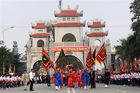 Vietexplorer.com - Exploring Hai Ba Trung Temple – a special national historical relic in Hanoi