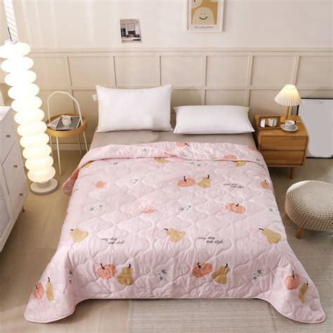 XEOVHV Clearance Summer Quilt Bedding Set, Lightweight Summer Quilt Full/Queen - Pink Pumpkin ...