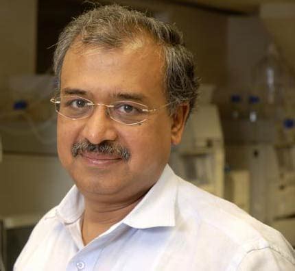 Dilip Shanghvi Biography, Net Worth, Age, Family & Career | TheTalentedWorld