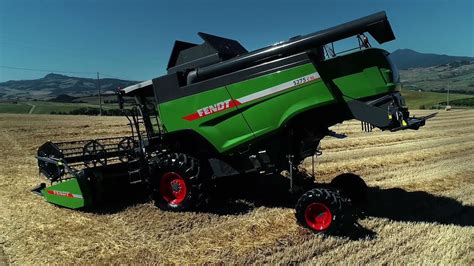 Fendt 5275 C SL | Combine harvester | Fendt - YouTube