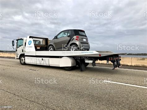 Carvana Rollback Delivery Truck With Smart Car12222019 Orlando Fl ...