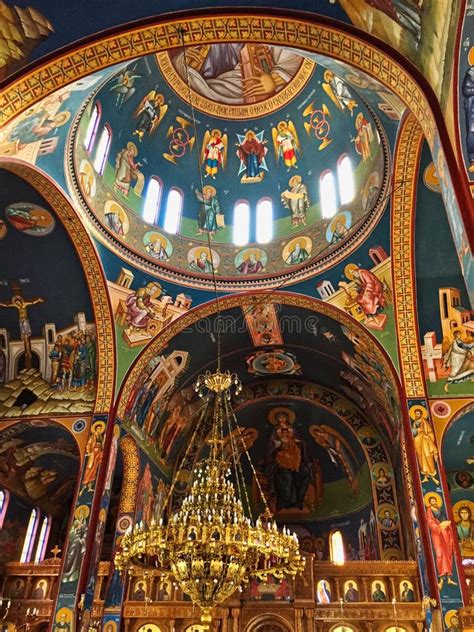 Interior Griego Adornado Colorido De La Iglesia Ortodoxa, Grecia Foto de archivo - Imagen de ...