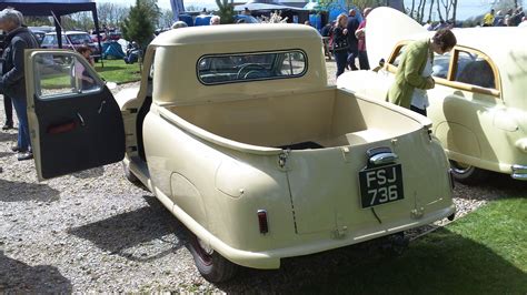 Standard Vanguard Pick-up | Cars uk, Classic cars, Old cars