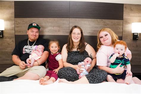 Mama June's daughter Lauryn 'Pumpkin' Shannon debuts twin babies