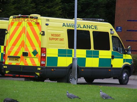 1332 - NWAS - North West Ambulance Service - HART - Iveco … | Flickr