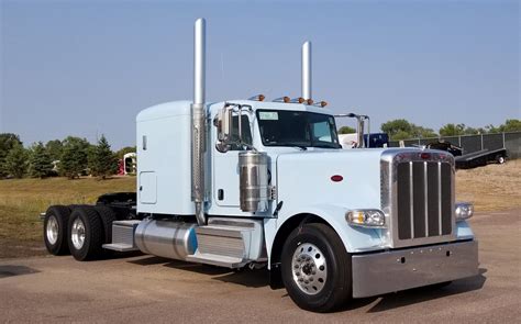 NEW 389 FLAT TOP JUST IN FOR SALE! - Peterbilt of Sioux Falls