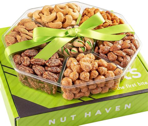 Amazon.com : Holiday Christmas Nuts Gift Basket - Assortment Of Sweet & Roasted Salted Gourmet ...