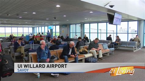 Willard Airport in Savoy - YouTube