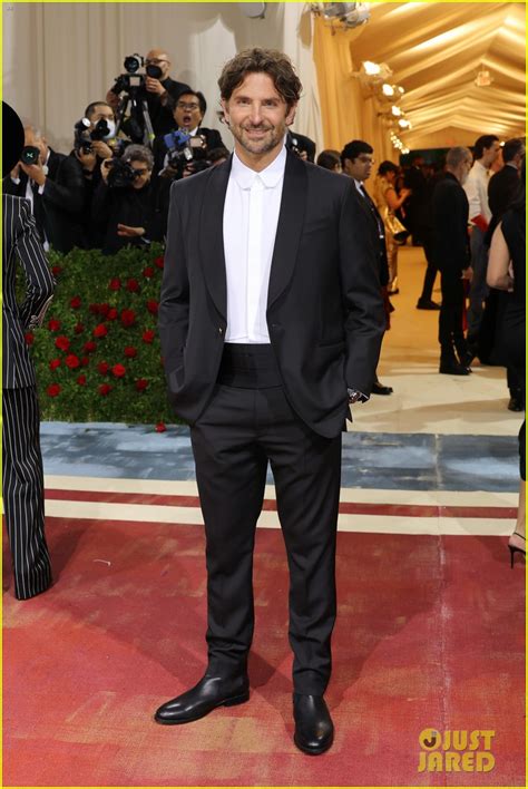 Bradley Cooper Keeps Things Cool & Classic in Black Suit at Met Gala 2022: Photo 4752712 ...