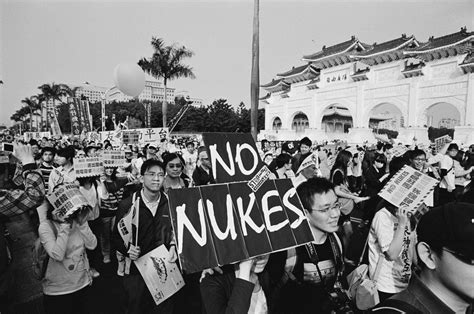 Reviving the Nuclear Disarmament Movement: A Practical Proposal - FPIF