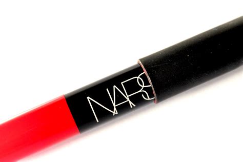 nars-dragon-girl-velvet-matte-lip-pencil-review-swatches-closeup - Makeup and Beauty Forever