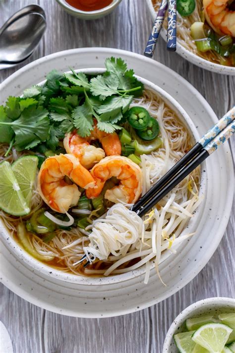 Seafood Noodle Soup (Shrimp Pho) - JZ Eats