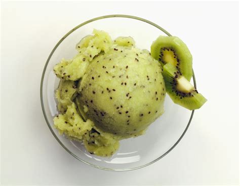 Ben & Jerry's Creamy Fresh Kiwi Ice-Cream Recipe