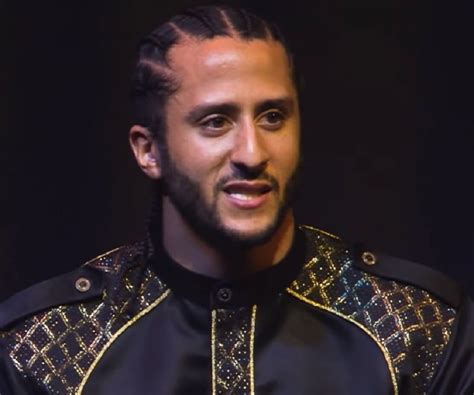 Colin Kaepernick Biography - Facts, Childhood, Family Life & Achievements of American Football ...