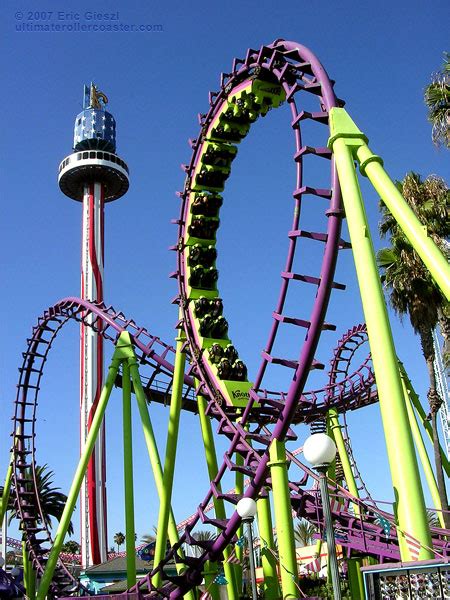 Boomerang, Knott's Berry Farm | Roller Coasters!