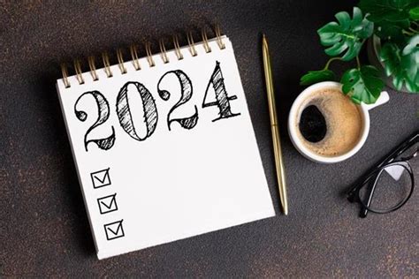 New Years 2024 Resolutions - Abby Linnea