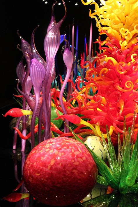 Dale Chihuly, Awesome Glass artist See the best shows in New York on www.artexperience... | Dale ...