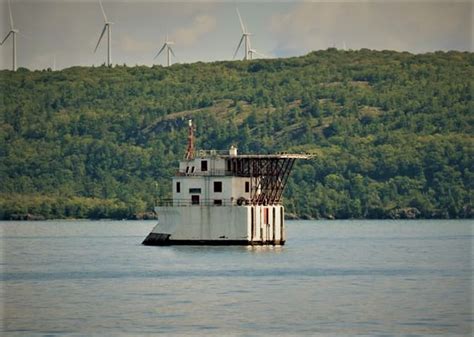 Lake Superior Lighthouses - Lake Superior Circle Tour