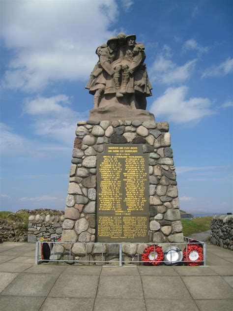 Oban - War Memorials Online