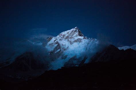 Fund-raising for victims of Mt Everest Avalanche