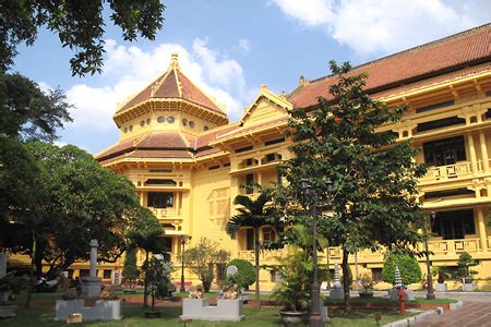 Hanoi Museum Day Tour - Hanoi Tours