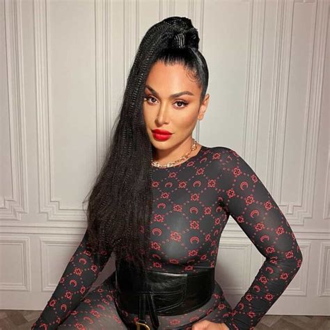 Huda Kattan - Wiki, Bio, Facts, Age, Height, Husband, Net Worth