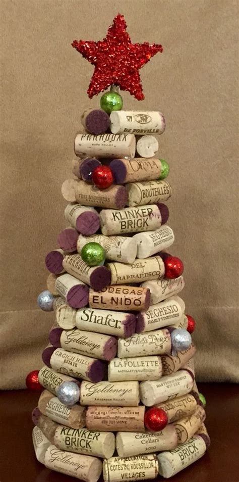 Wine Cork Christmas Crafts - DIY Cuteness