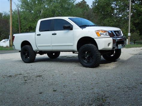 Find used 2012 Nissan Titan Crew Cab 4x4 Lifted w/ Pro Comp 6 inch lift in Clinton, Missouri ...