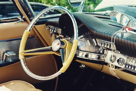 Everyone loves a shiny dash. #Classic #Style #Design #Beauty #Cars #CarShow | Custom car ...