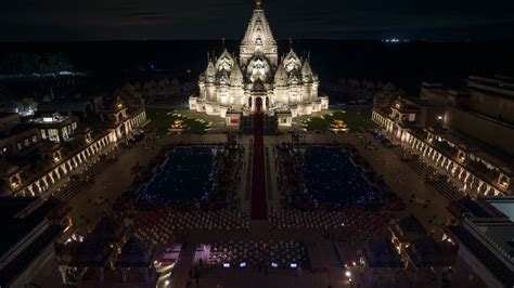 Controversy Clouds Opening of Largest Hindu Temple Outside Asia in New Jersey