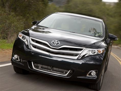 Toyota Venza Photos and Specs. Photo: Venza Toyota approved and 22 ...